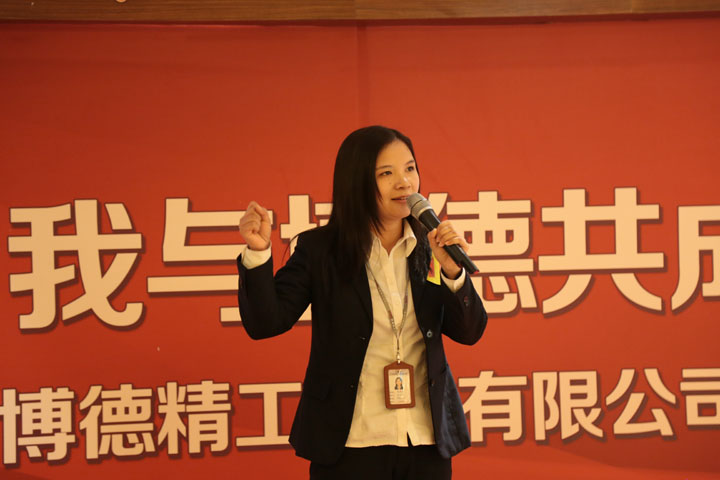 10号选手：营销中心财务部何丽仪.jpg