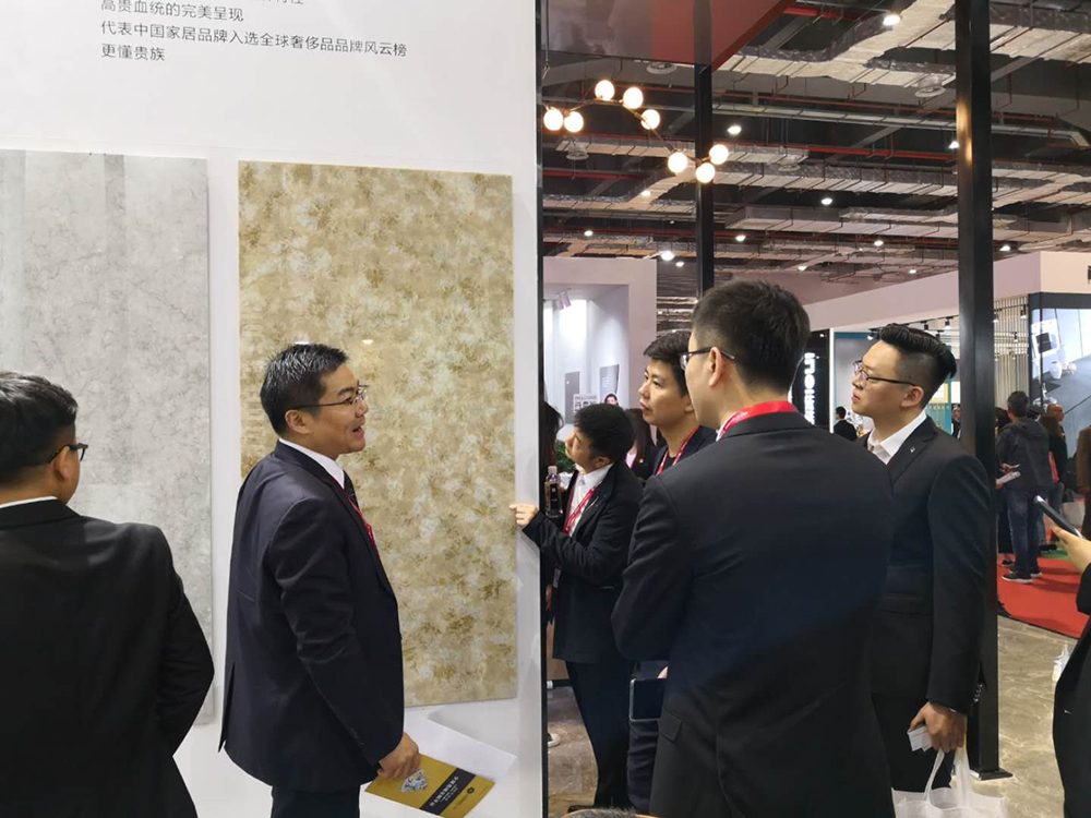 妖精视频一区二区在上海建博会